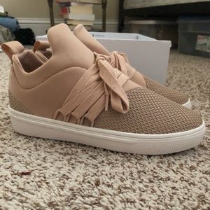 Steve Madden Lancer Sneaker